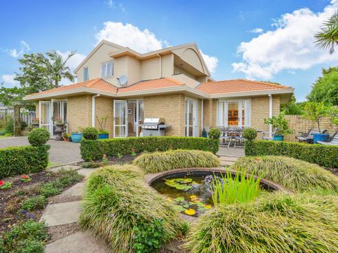 27 Matterhorn Crescent, Northpark