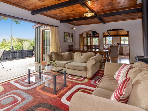 5 Staley Road, Parau