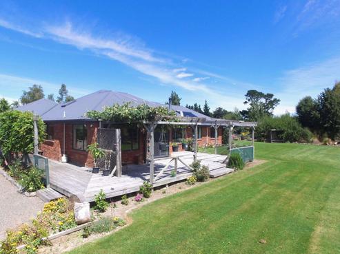 16 Ashley Gorge Road, Oxford