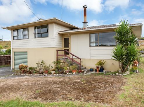 101 King Street, Hikurangi