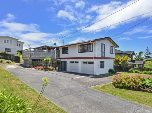 27A Hastings Road, Mairangi Bay