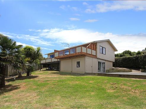 2 Mitchell Road, Surfdale