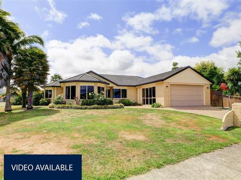 4 Saxon Woods Drive, Rototuna North