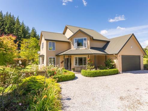 7 Neudorf Road, Upper Moutere