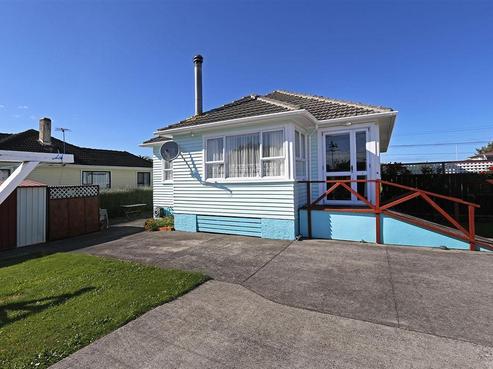 176 South Road, Hawera