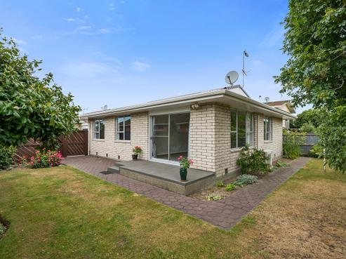 35B Northfield Road, Casebrook
