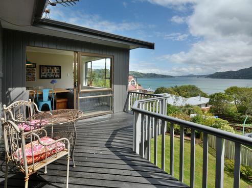 29 Bayne Terrace, Macandrew Bay