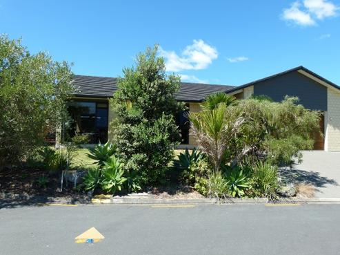 21 Waterman Drive, Langs Beach