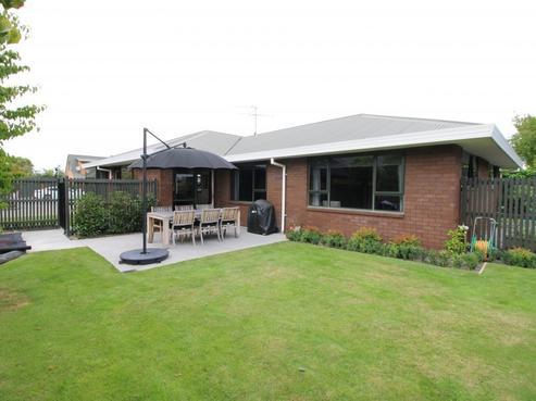 23 Falcon Drive, Allenton
