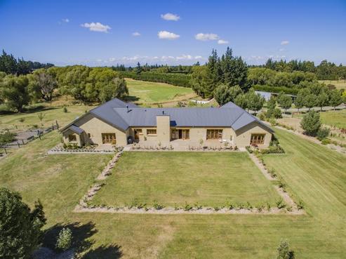 32 Loburn Terrace Road, Loburn