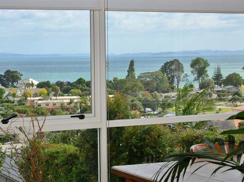 24 Kauri Road, Stanmore Bay