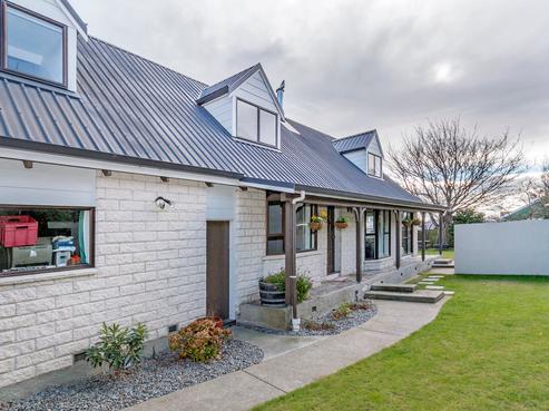 6 Panckhurst Drive, Woodend
