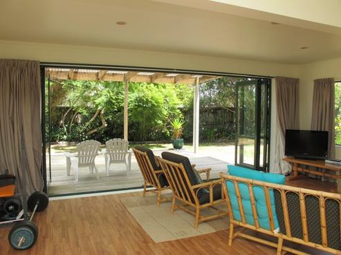 111 Cordyline Crescent, Matarangi