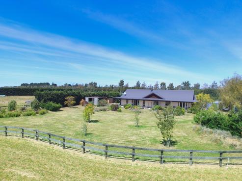 1888 North Eyre Road, West Eyreton