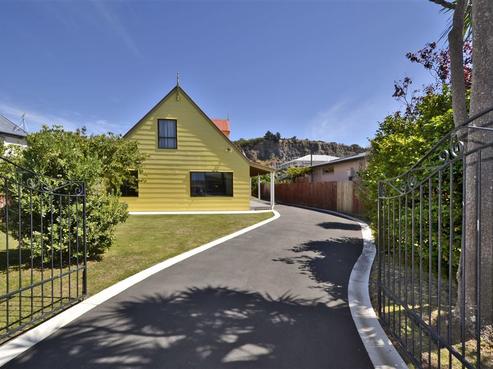 21 Celia Street, Redcliffs