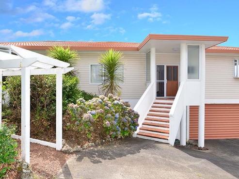 9 Montcalm Close, Orewa