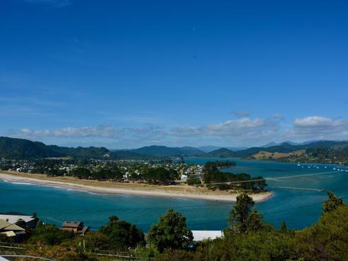4 Motuhoa Road, Tairua