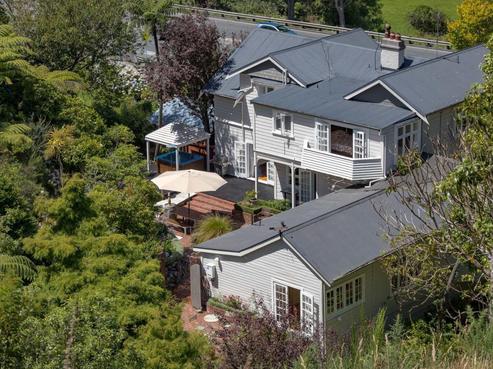 2 Pomare Road, Belmont