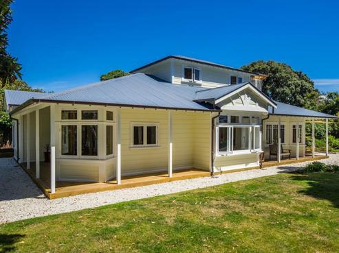 424 Muritai Road, Eastbourne