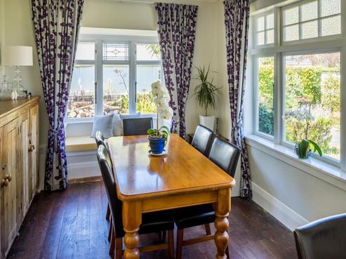 10 Ngaio Street, Eastbourne