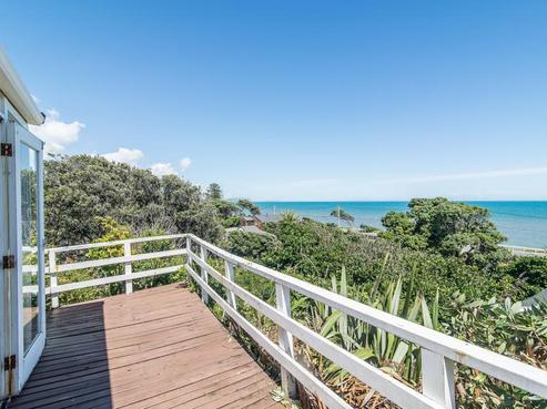 6 Karekare Road, Raumati South