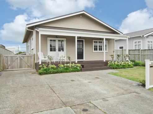 64 Heretaunga Street, Petone