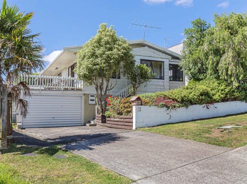 13 Te Arawa Street, Orakei