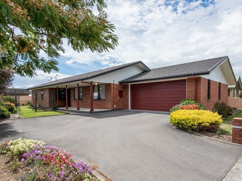 21 Covent Drive, Stoke