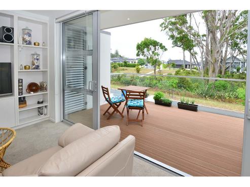 13B Blake Greens, Silverdale