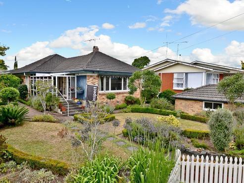 1 Comries Road, Chartwell