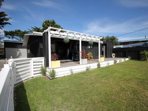 24 Holben Parade, Foxton Beach