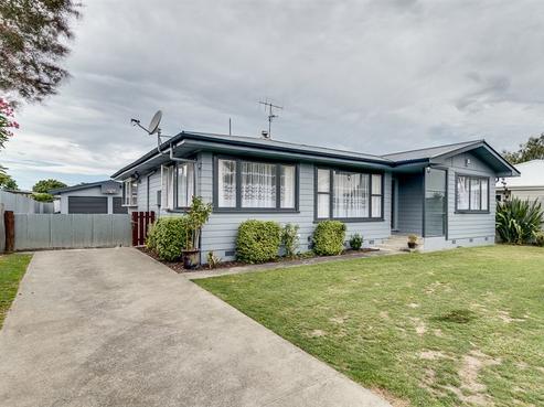 66 James Foley Avenue, Pirimai