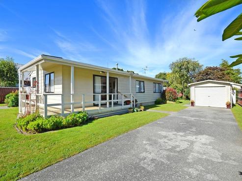 3 California Drive, Totara Park