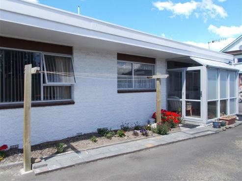 2/209 Wai-iti Road, Highfield