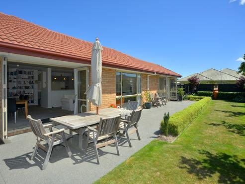22 Cassinia Gardens, Aidanfield