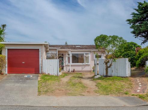 104 Seaview Road, Paraparaumu Beach