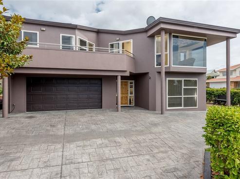 23 Whiting Grove, West Harbour