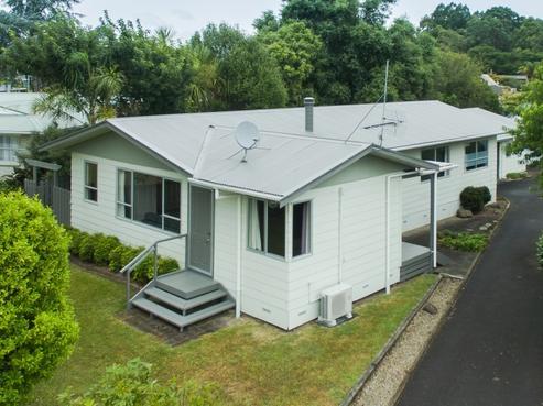 10 Ridgeway Place, Glenview