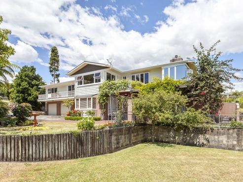 503 Augustus Street North, Thames