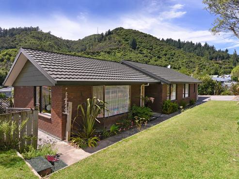 20 Clifford Avenue, Bishopdale