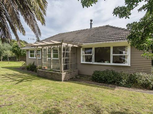 113 Tilley Road, Paekakariki