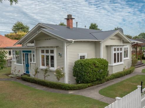 35 Brookfield Street, Hamilton East