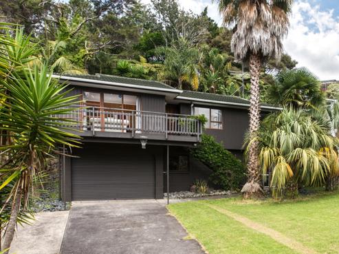 86 Ayton Drive, Totara Vale