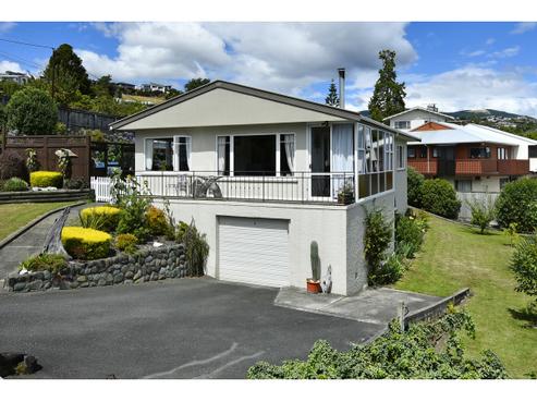 4 Douglas Road, Wakatu
