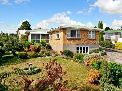 6 Kingsway Crescent, Forest Lake