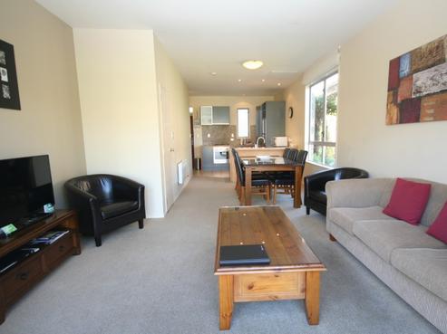 6/1420 Hamurana Road, Mourea