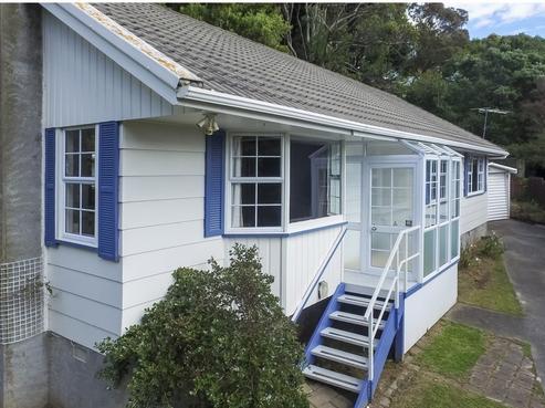 30 Mamaku Street, Paraparaumu
