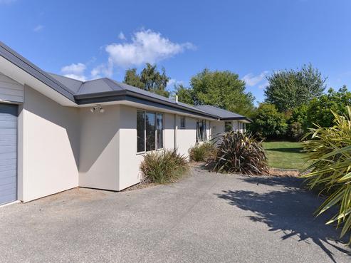 7 Ernest Place, Brightwater