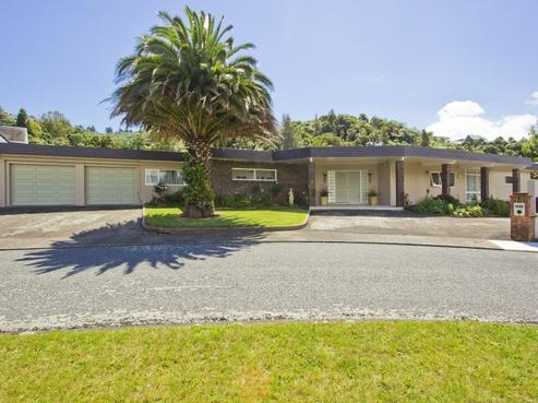 17 Corrondella Grove, Belmont