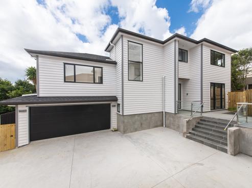 8 Dalwhinnie Parade, Highland Park
